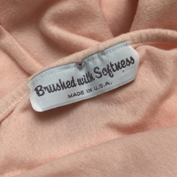 VINTAGE NIGHTGOWN | Juniors Victorian Peachy-Pink Long Sleeve Nightgown, Size L. - Picture 8 of 10